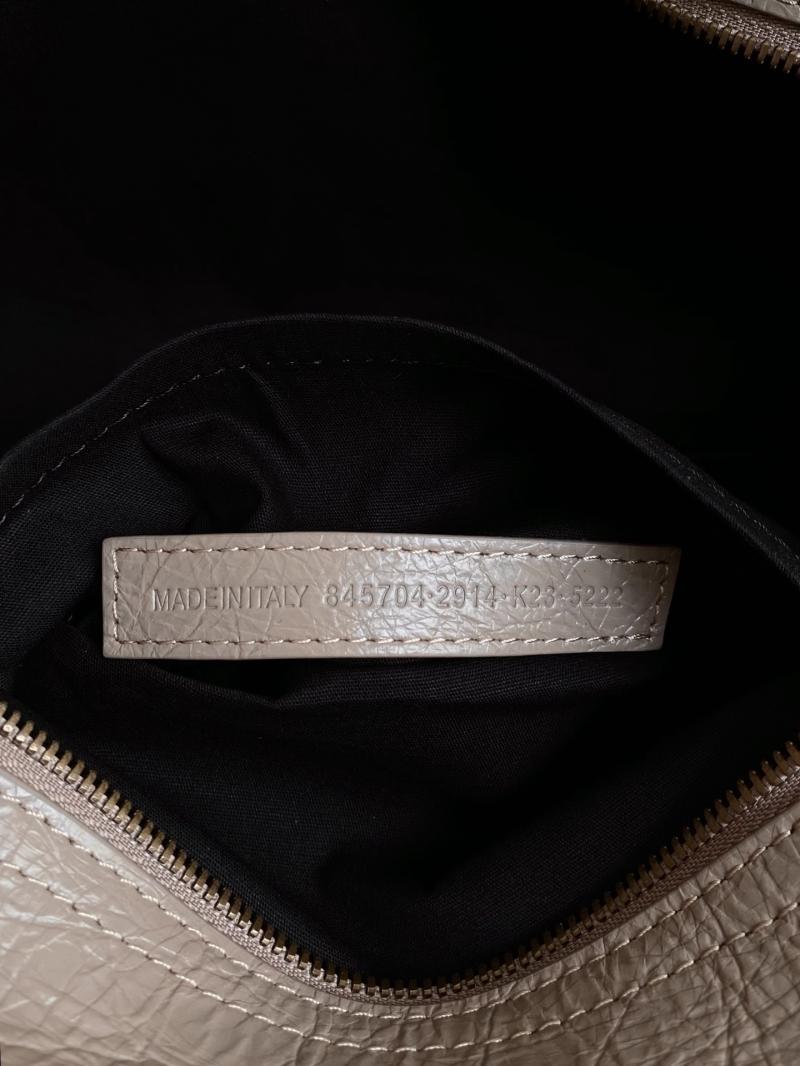 Balenciaga East-west Le City Bag Sesame 845704