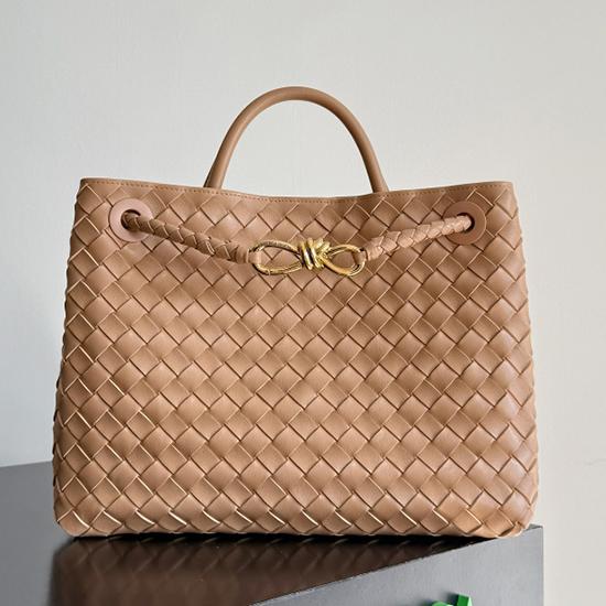 Bottega Veneta Medium Andiamo Light Brown B743572