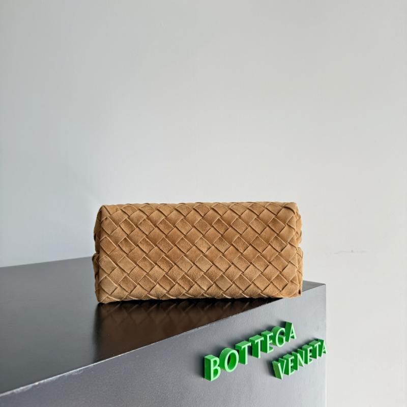 Bottega Veneta Suede Small Andiamo Amber B743568