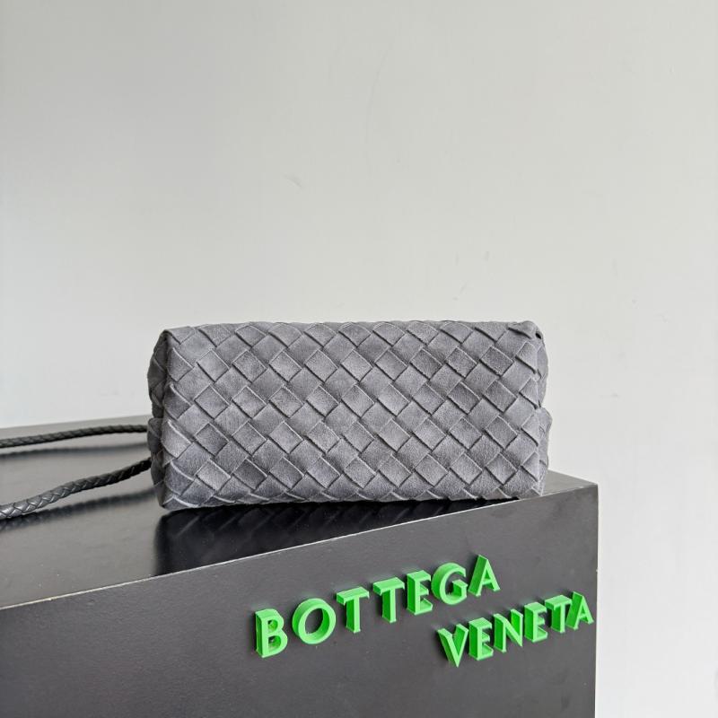 Bottega Veneta Suede Small Andiamo Graphite 743568