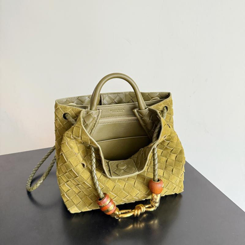 Bottega Veneta Suede Small Andiamo Olive oil 743568
