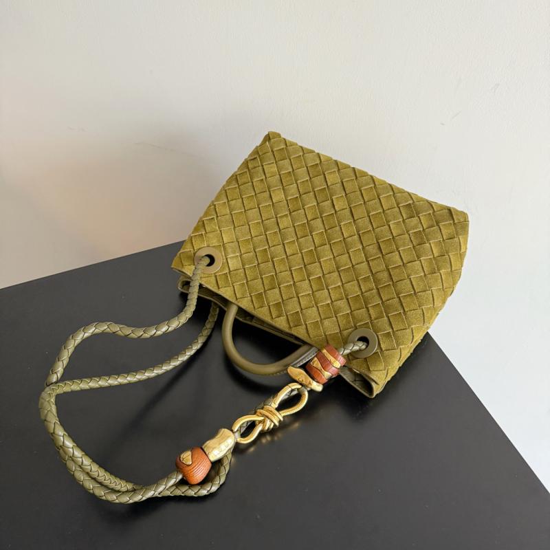 Bottega Veneta Suede Small Andiamo Olive oil 743568