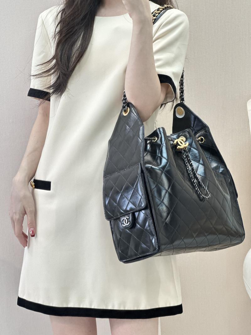 Chanel 25 Medium Shiny Calfskin Handbag Black AS5311