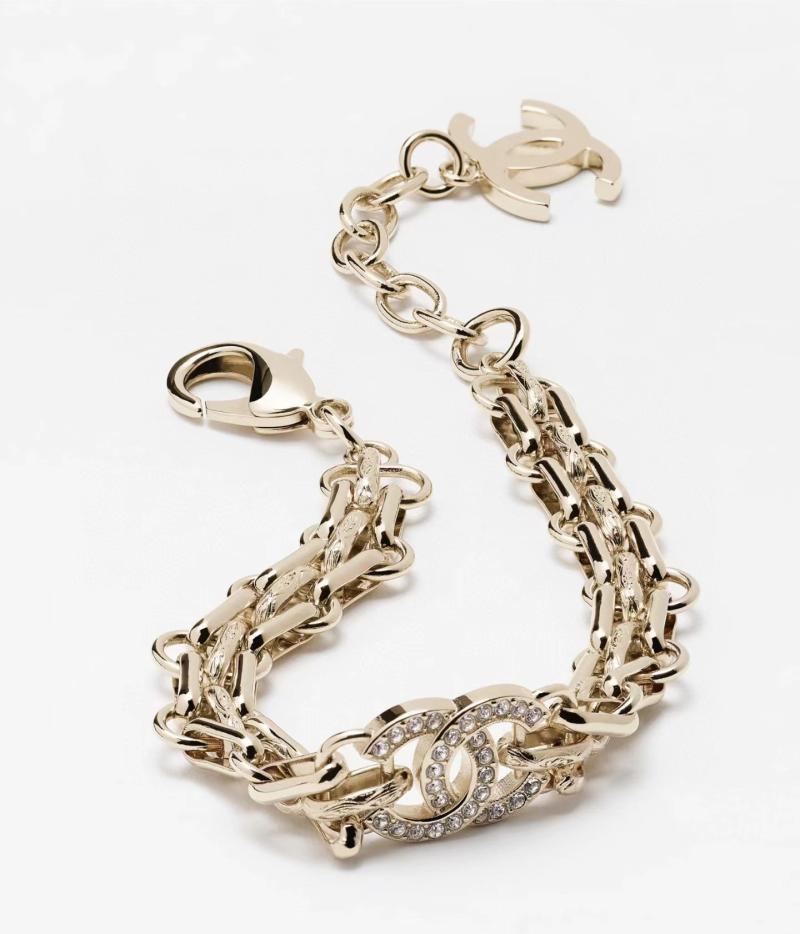 Chanel Bracelet YCB102902