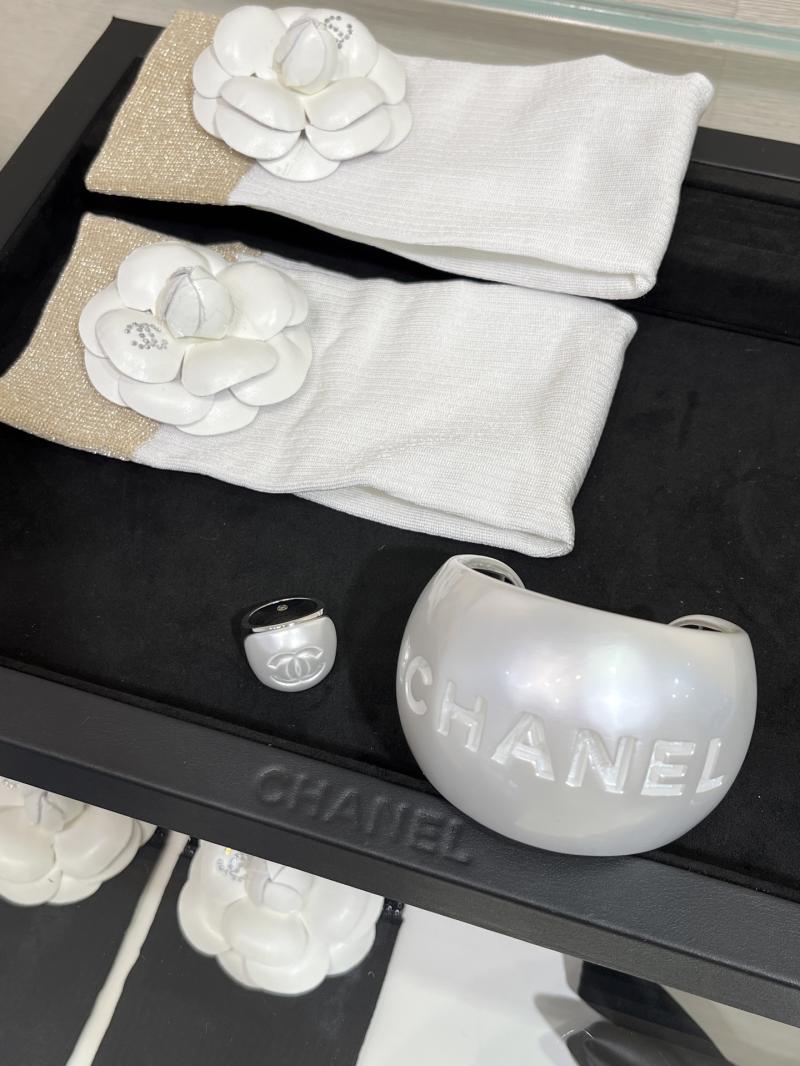 Chanel Bracelet YCB112309