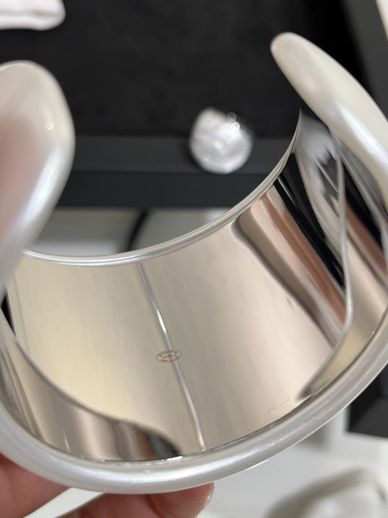 Chanel Bracelet YCB112309