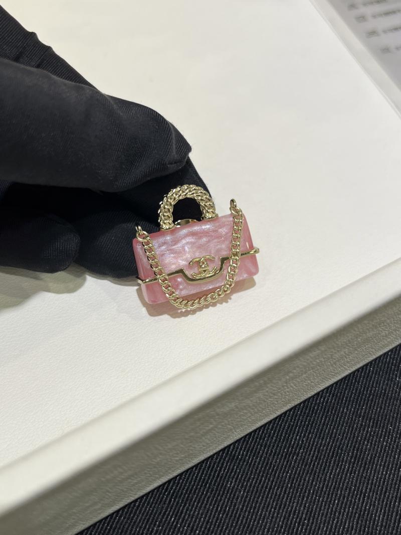 Chanel Brooch YCB110101
