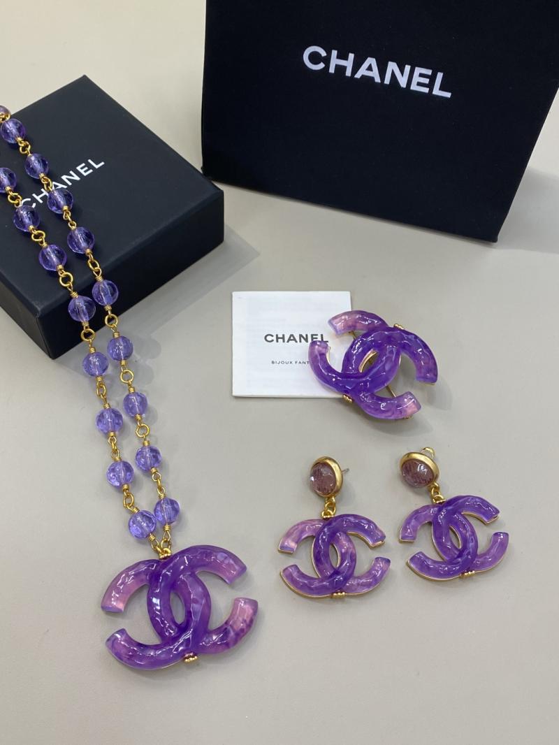 Chanel Brooch YCB110102