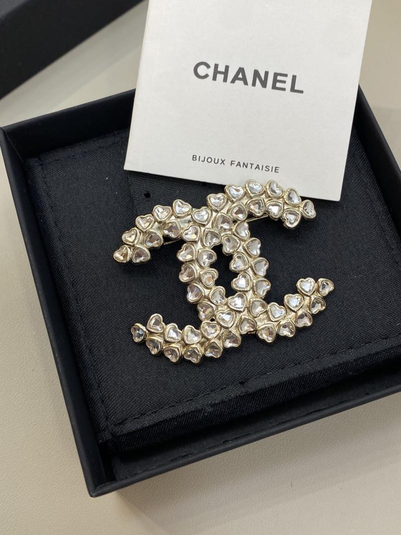 Chanel Brooch YCB111210