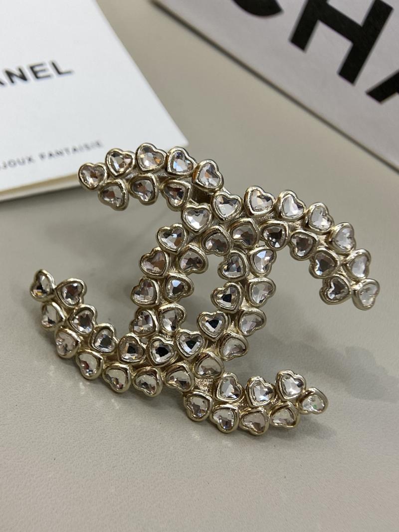 Chanel Brooch YCB111210