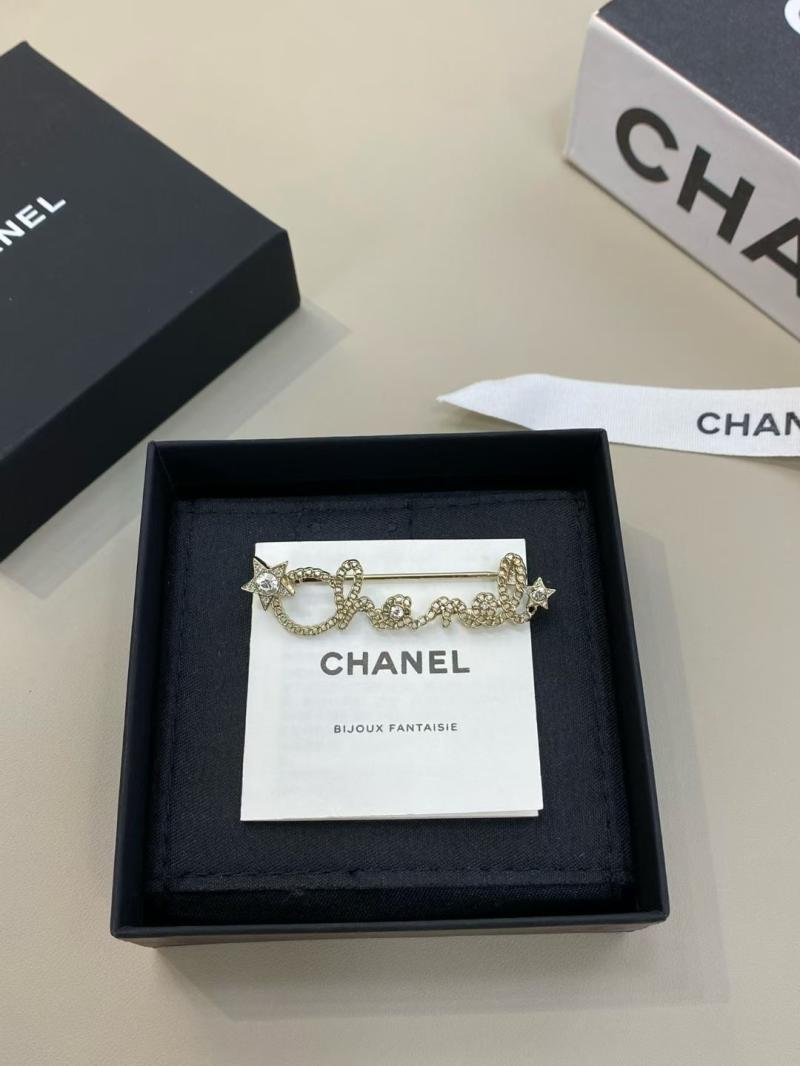 Chanel Brooch YCB111211