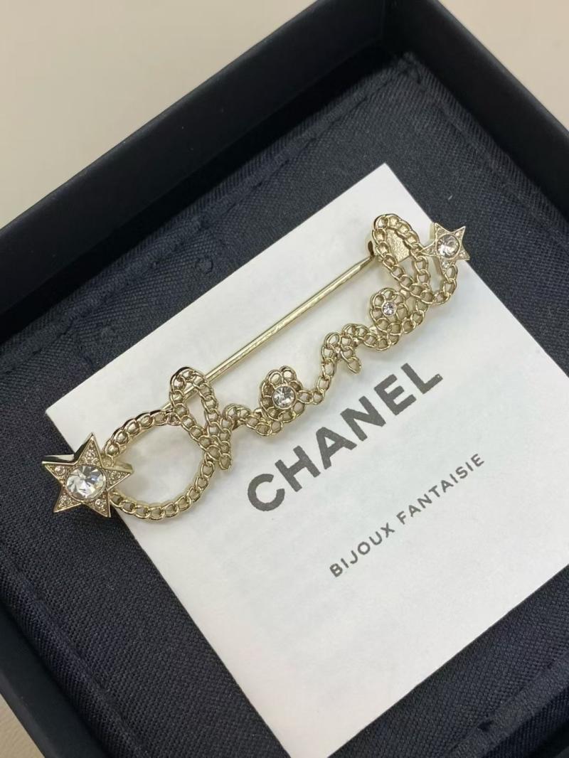Chanel Brooch YCB111211