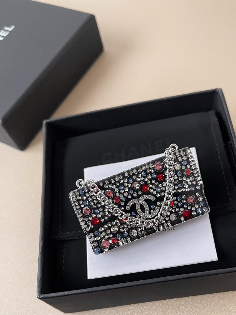 Chanel Brooch YCB111401