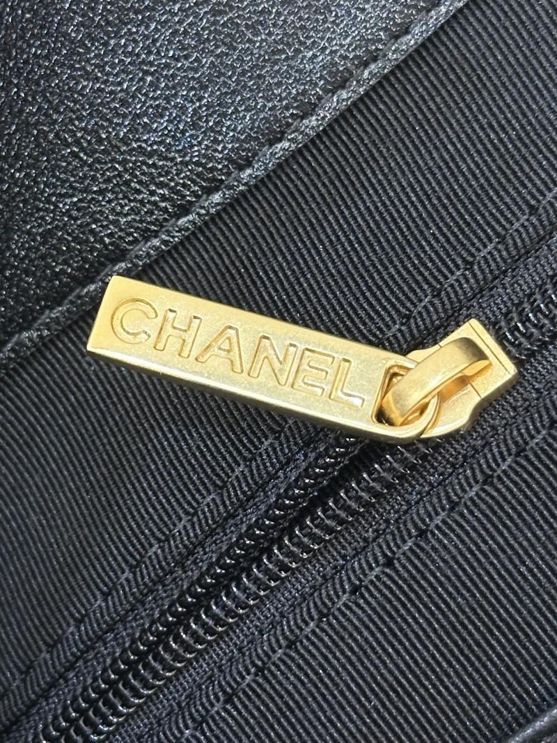 Chanel Calfskin Hobo Bag Black AS5970