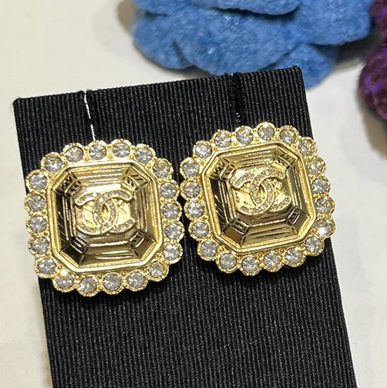 Chanel Earrings YCE102601