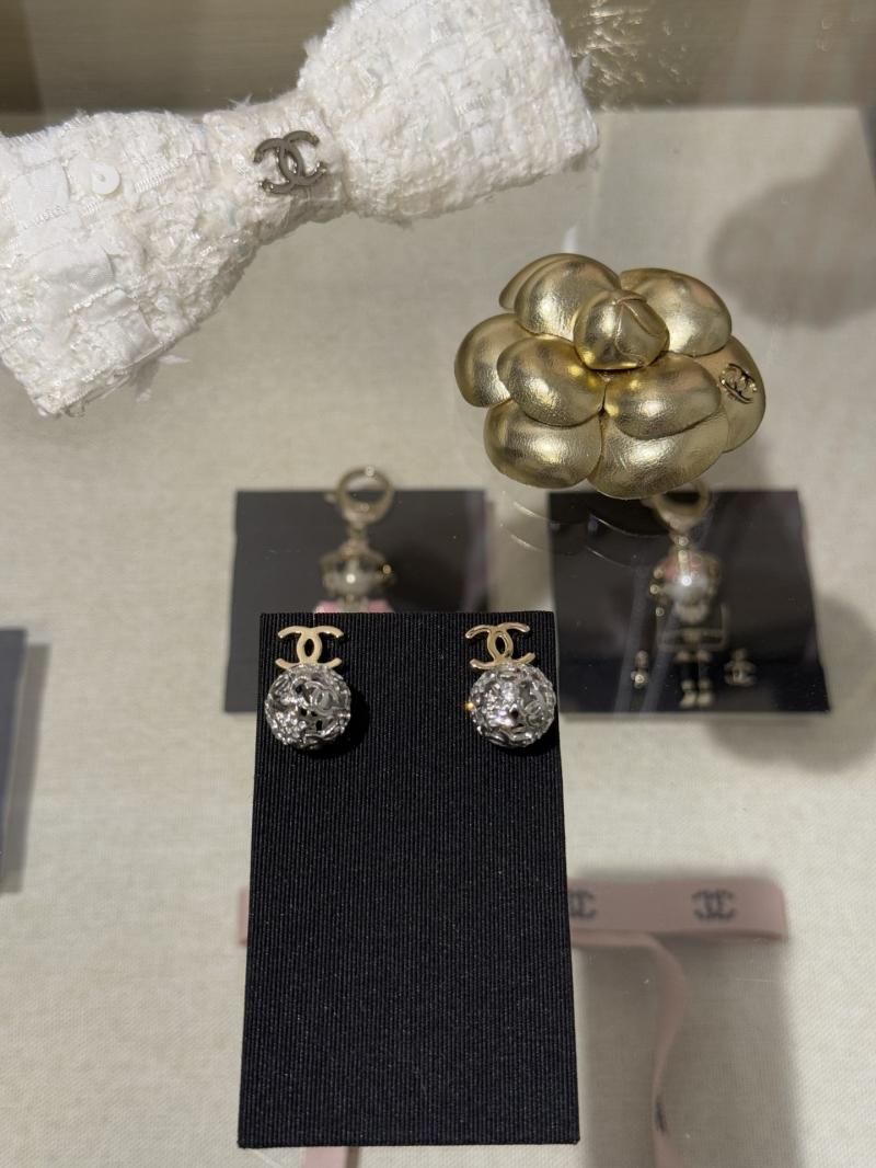 Chanel Earrings YCE102901