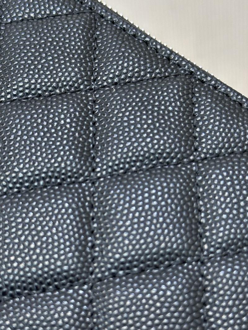 Chanel Grained Calfskin Wallet AP4811