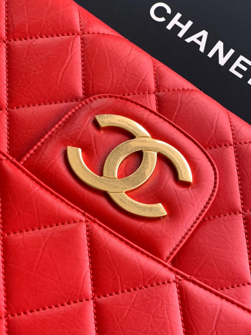 Chanel Large Clutch Red AS2511