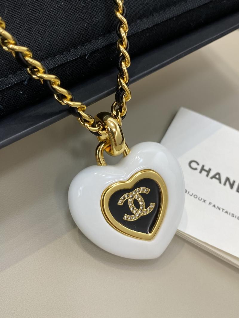 Chanel Necklace YCN111401