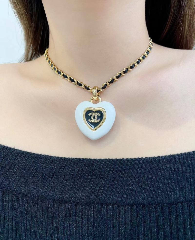 Chanel Necklace YCN111401