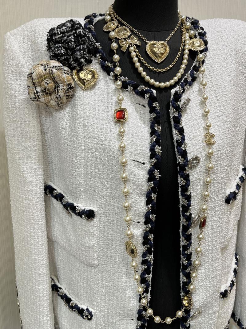 Chanel Necklace YCN112303