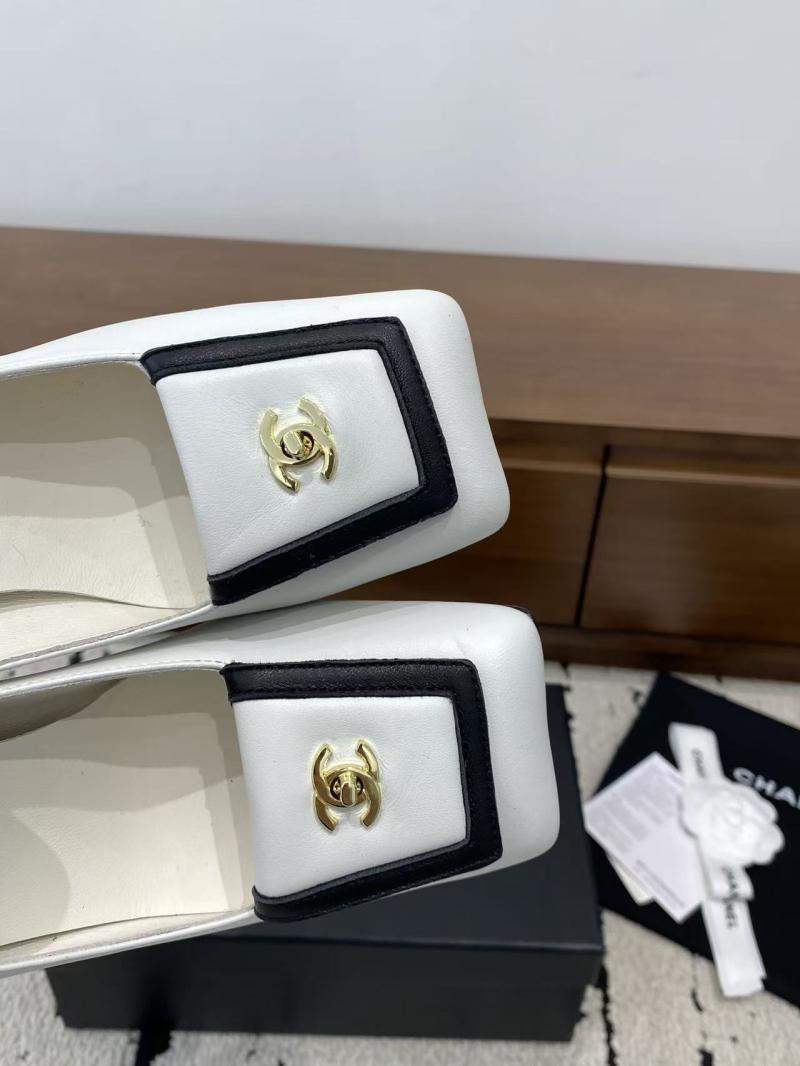 Chanel Pumps DCP111805