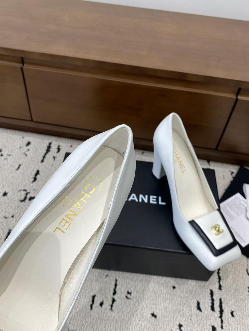 Chanel Pumps DCP111805