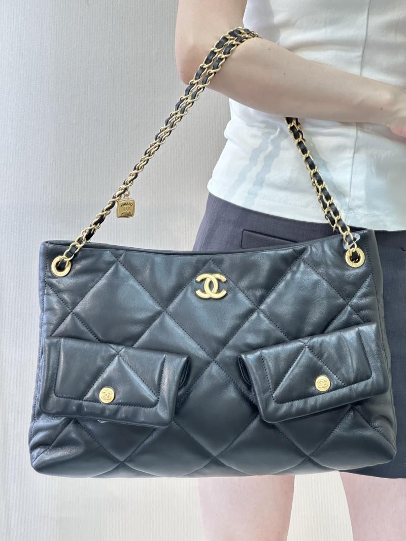 Chanel Shopping Bag Black AS5740