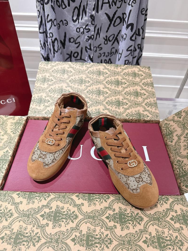 Gucci Sneakers DGS112001