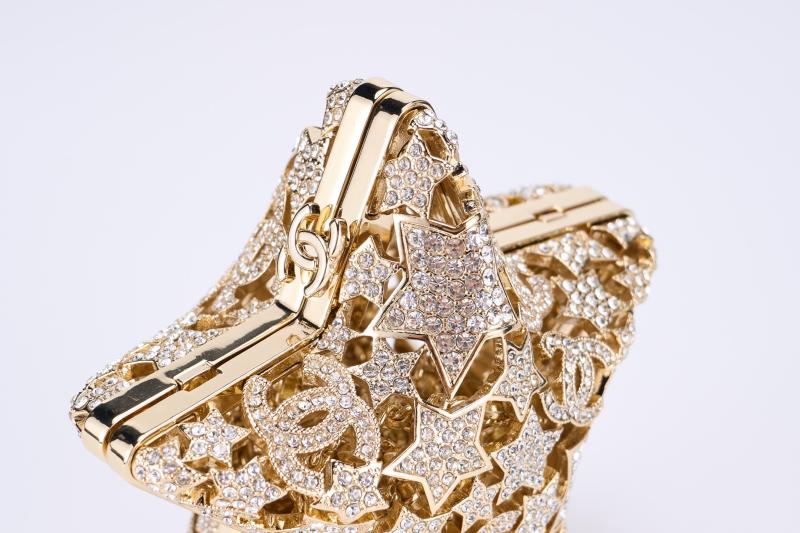 Chanel Star minaudiere Gold AS5658