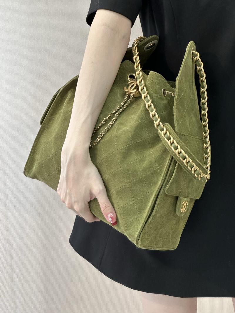 Chanel Suede 25 Medium Handbag Green AS5311
