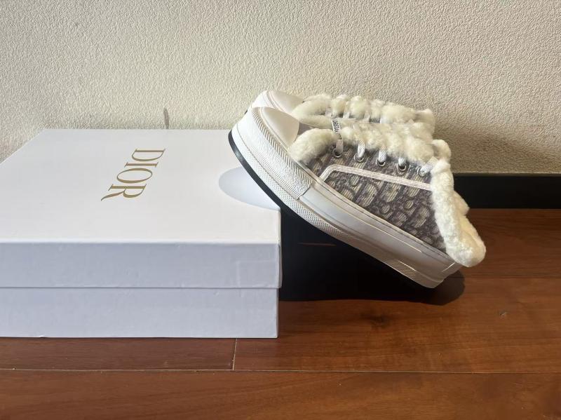 Dior Slippers SDS102901