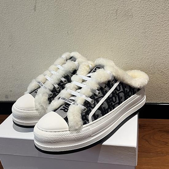 Dior Slippers SDS102903