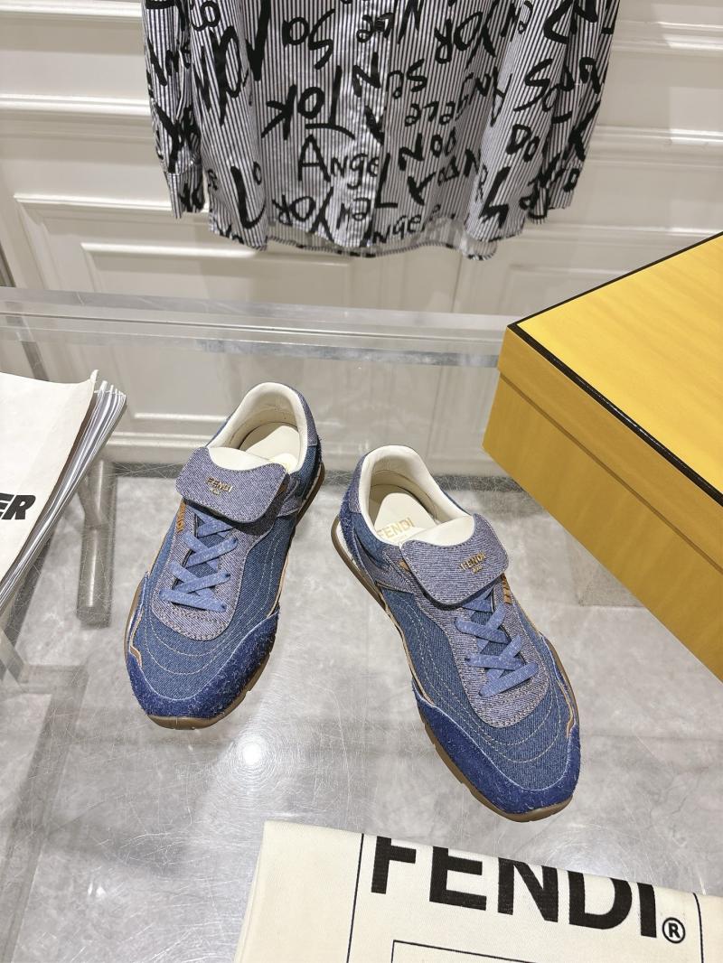 Fendi Unisex Sneakers DFS11101