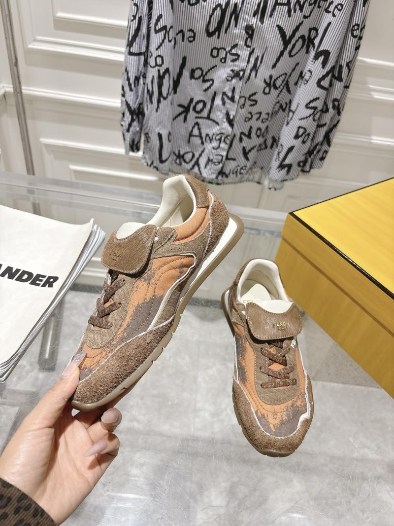 Fendi Unisex Sneakers DFS11105