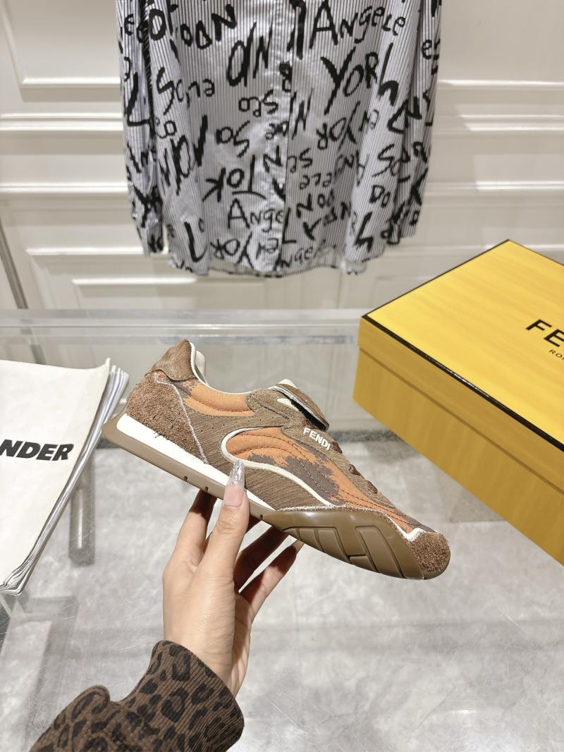 Fendi Unisex Sneakers DFS11105