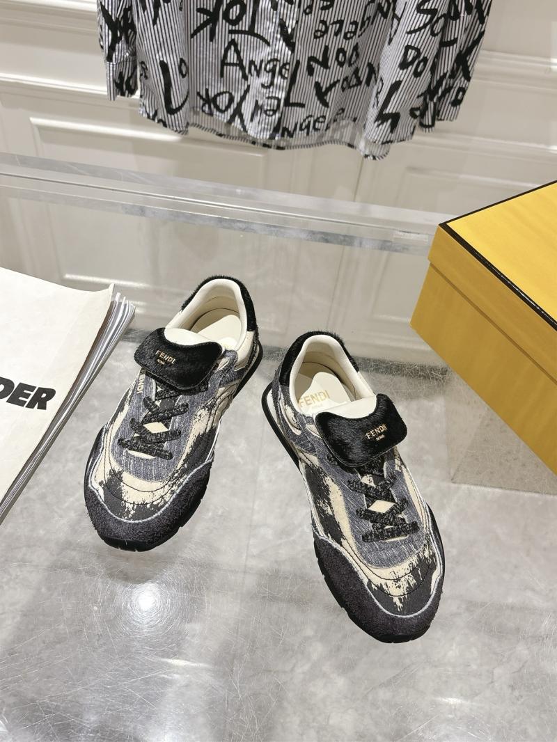 Fendi Unisex Sneakers DFS11106