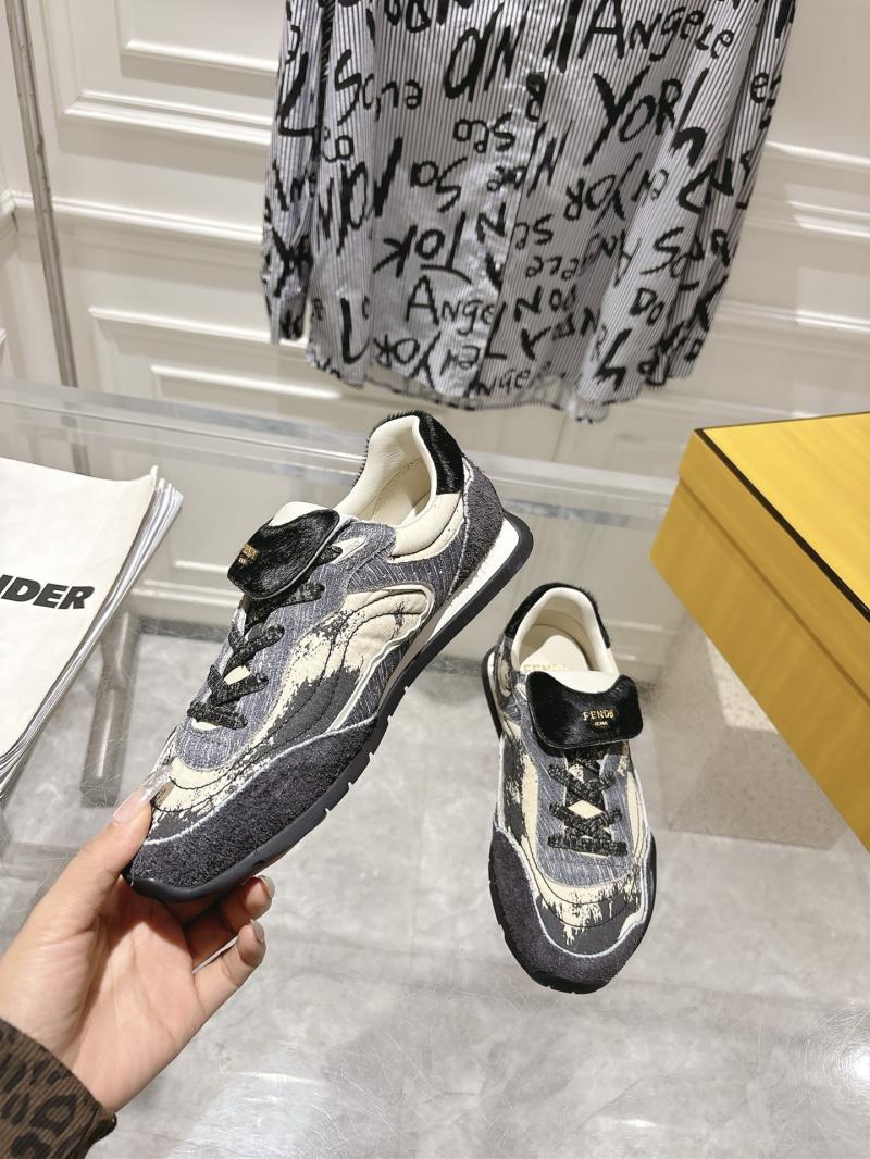 Fendi Unisex Sneakers DFS11106