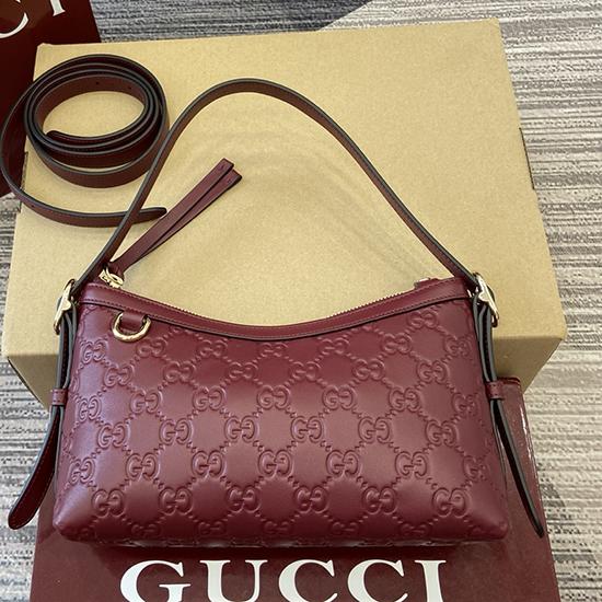 Gucci GG Emblem small shoulder bag Red 847450