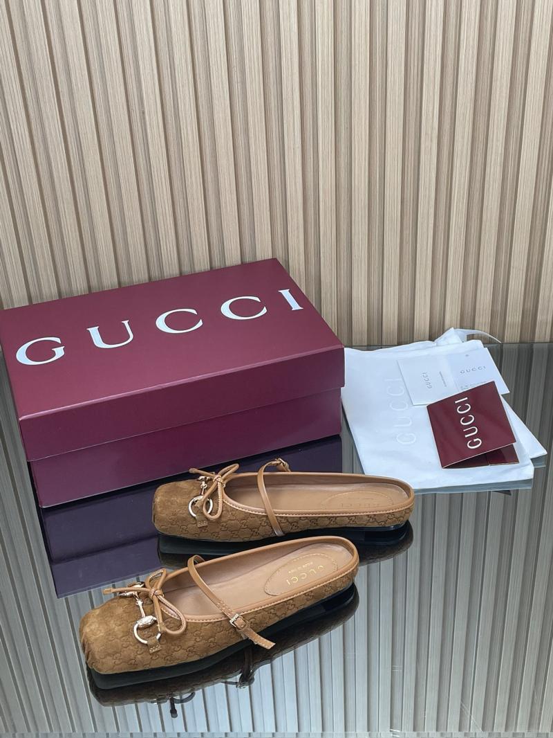 Gucci Slippers SGS102401
