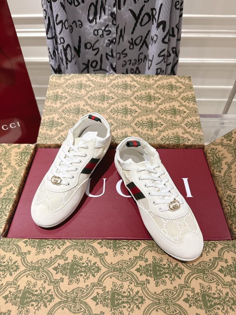 Gucci Sneakers DGS112004