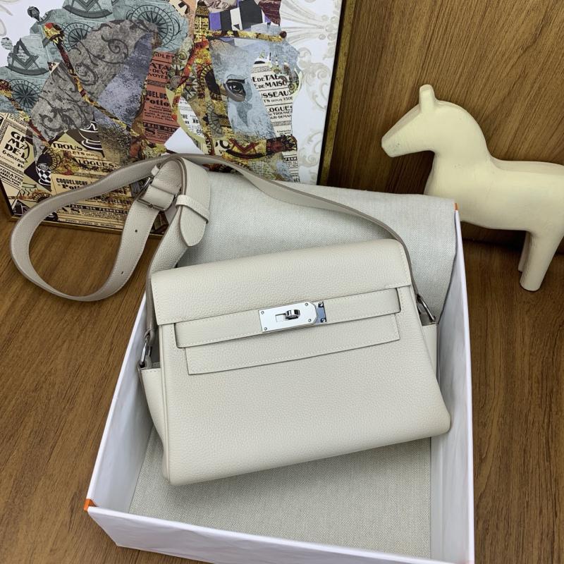Hermes Kelly Messenger Bag Craie with Silver HM1030