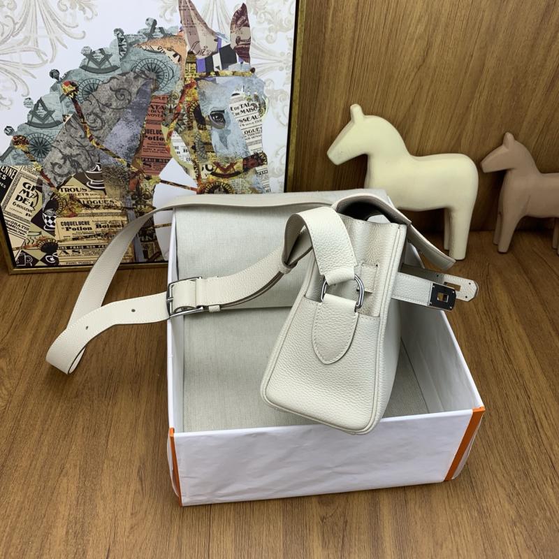 Hermes Kelly Messenger Bag Craie with Silver HM1030