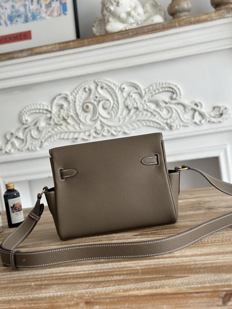 Hermes Kelly Messenger Bag Etoupe with Gold HM1030