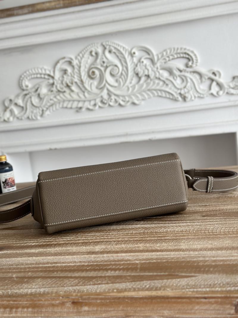 Hermes Kelly Messenger Bag Etoupe with Silver HM1030