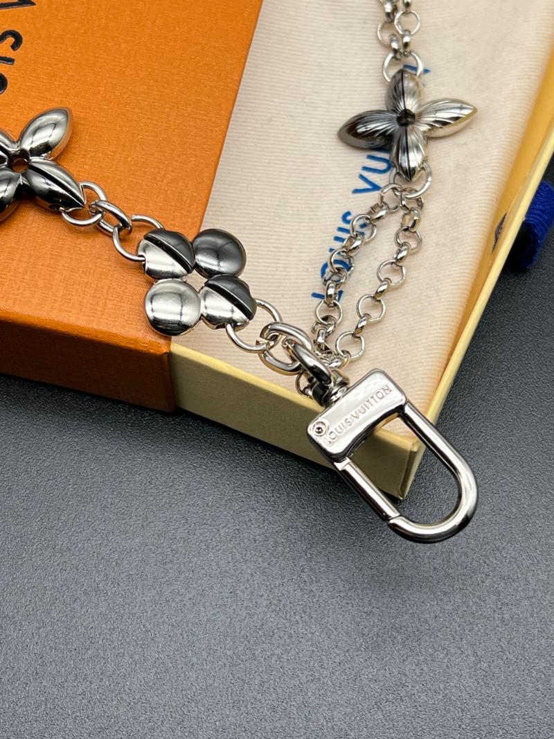 LV Bag Charm B110902