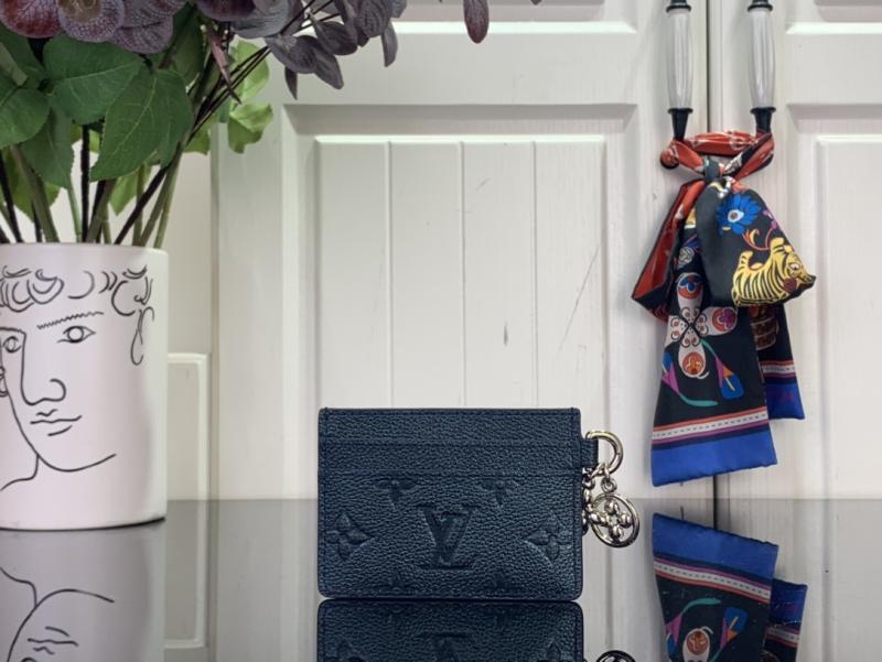 LV Charms Card Holder M26525