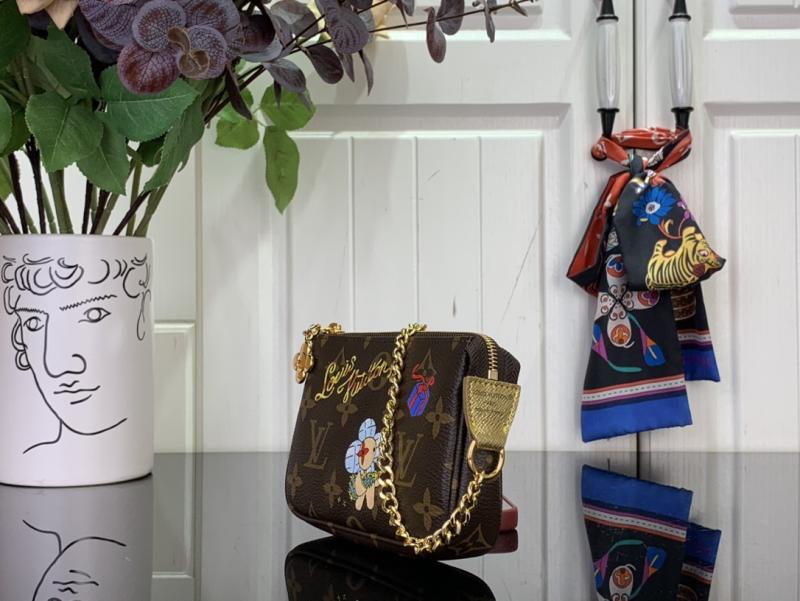 LV Mini Pochette Accessoires M15328