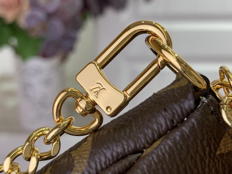 LV Mini Pochette Accessoires M15328