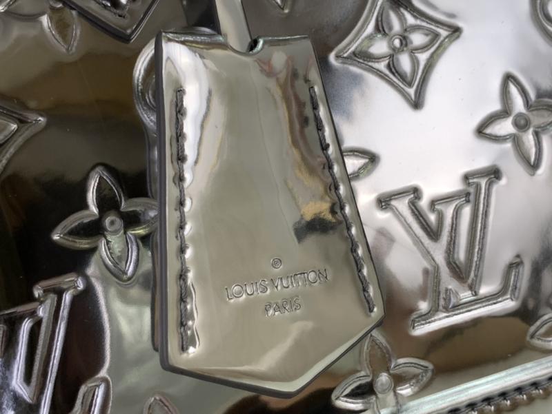 LV Zippy Wallet M26529